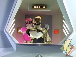 White and Pink Ranger piloting a Shogunzord
