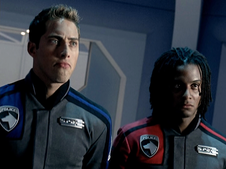 Power Rangers - 13x19 - Dismissed