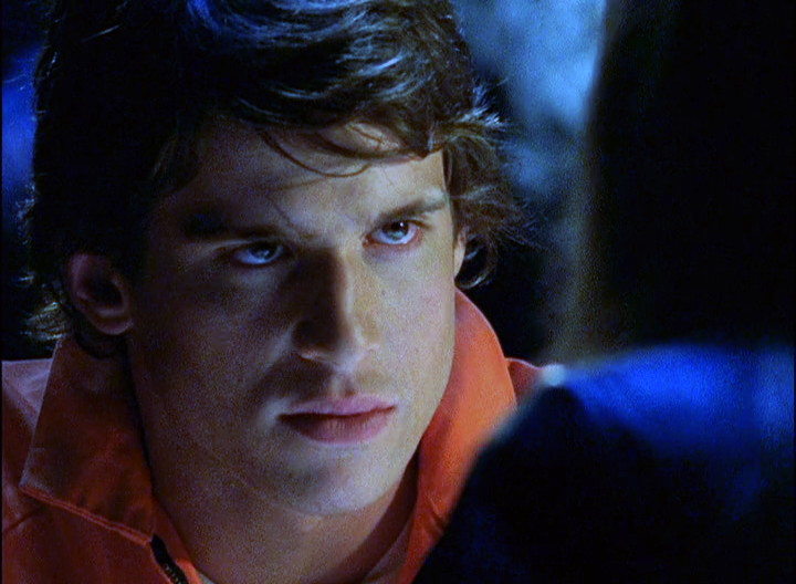 Power Rangers - 17x02 - Fade to Black (2)