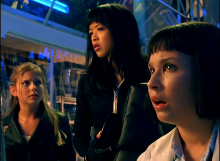 Power Rangers - 17x22 - The Dome Dolls
