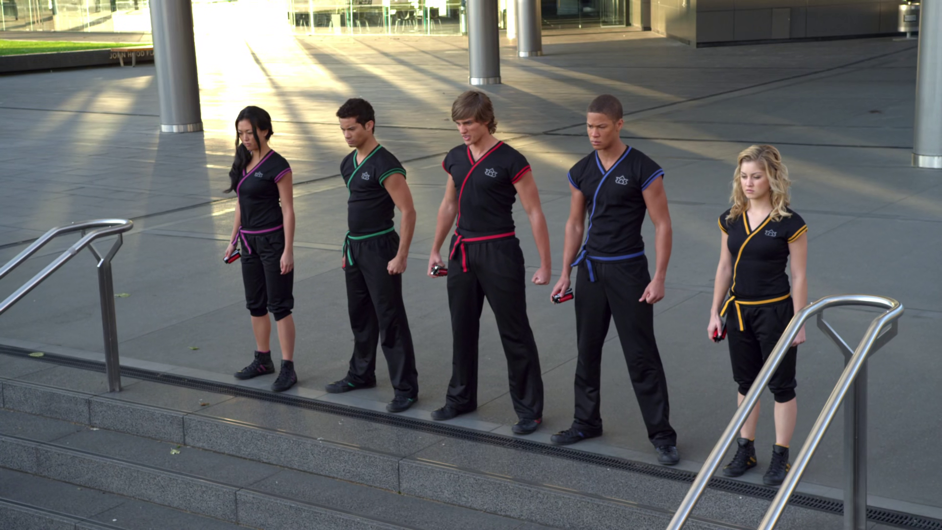 Power Rangers - 18x19 - Origins (1)
