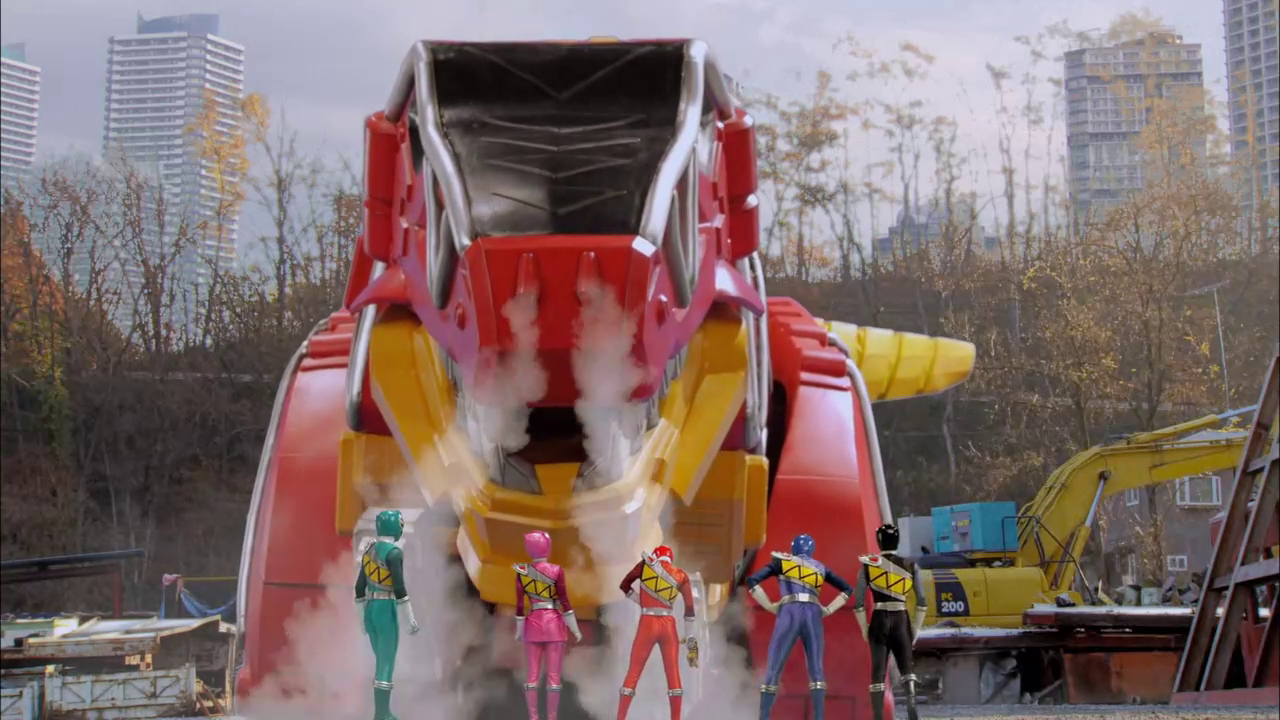 Power Rangers - 22x02 - Past, Present and Fusion