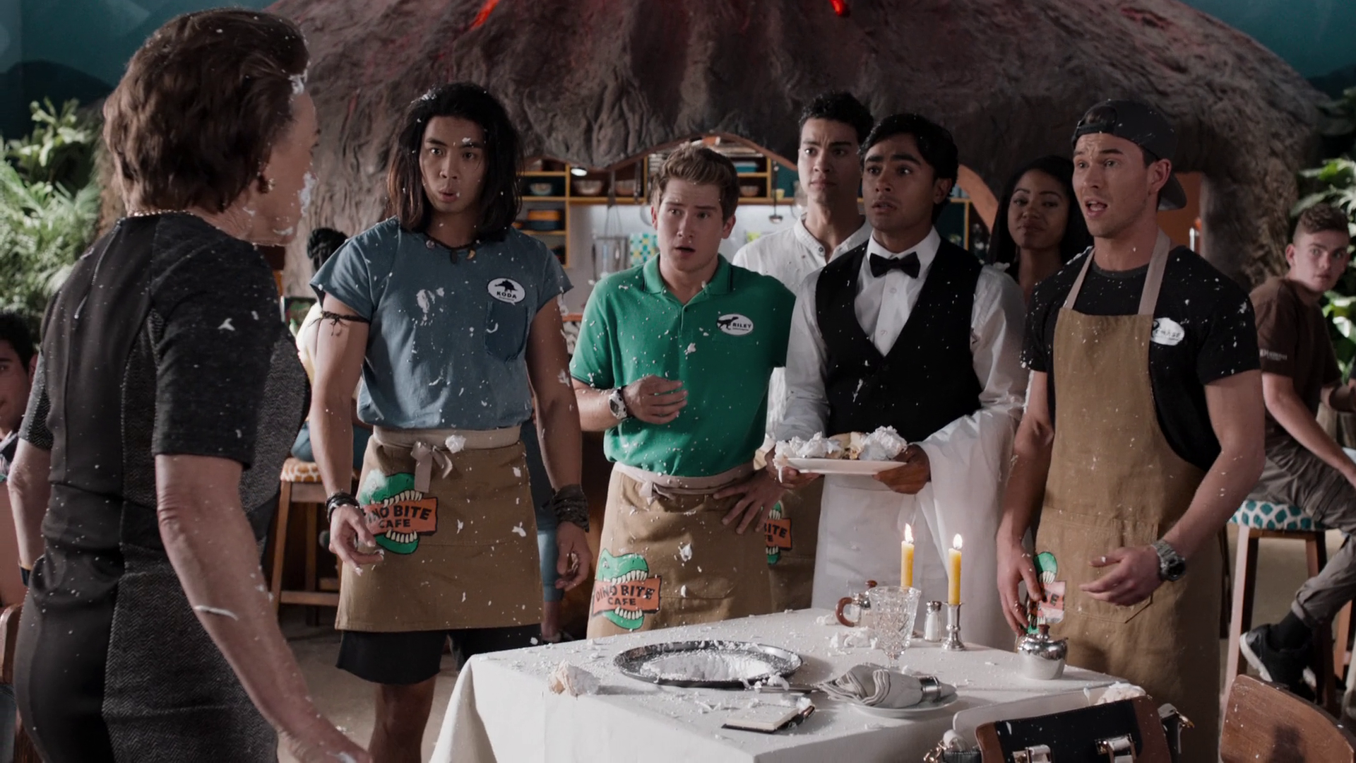 Power Rangers - 23x13 - Recipe for Disaster