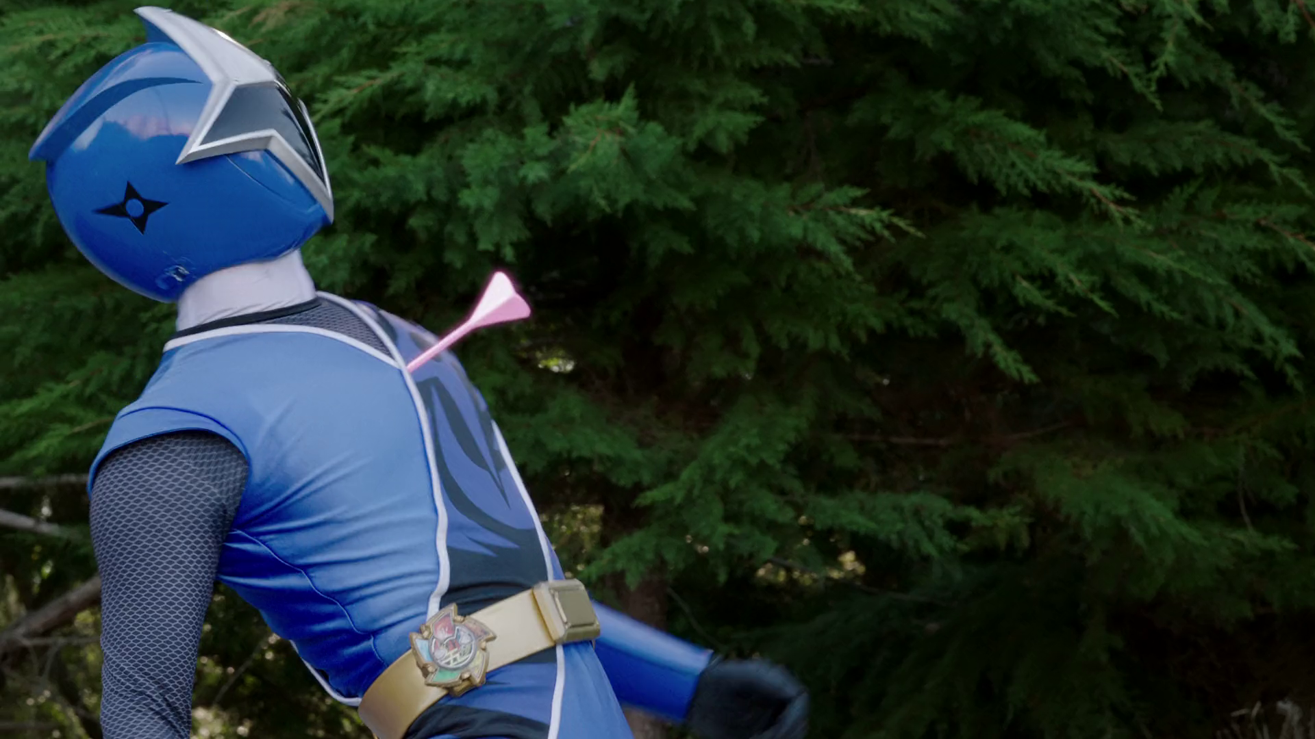 Power Rangers - 25x11 - Love Stings